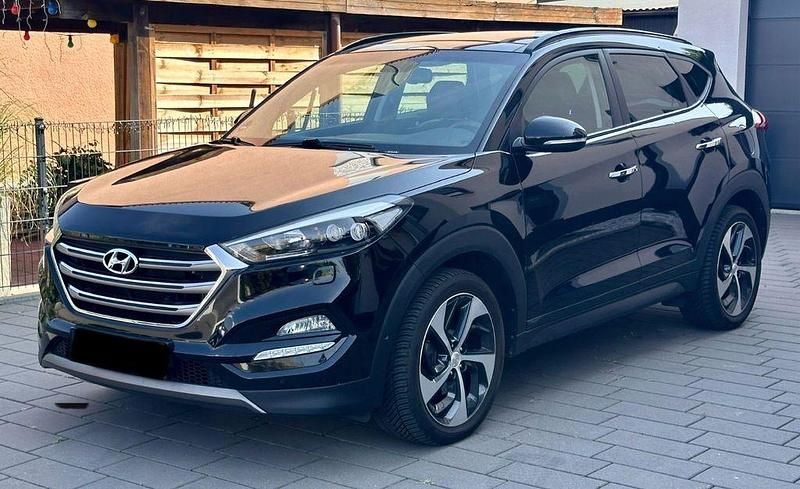 Schwarz Gebraucht 2016 Hyundai Tucson Premium SUV | 15.800 € (Guter Preis) - Bild 1/4