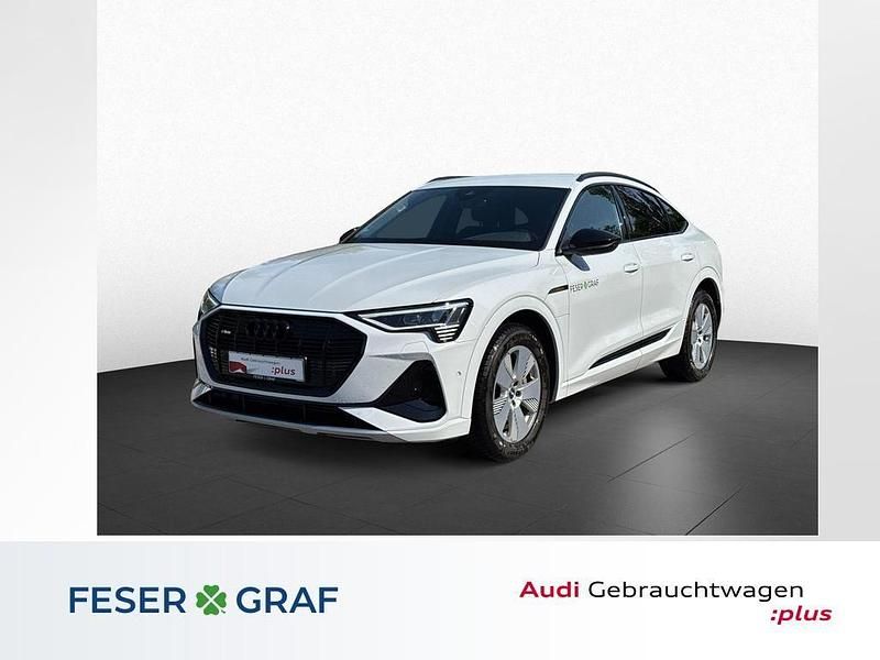 Gletscherweiß metallic Gebraucht 2023 Audi e-tron Sportback S-Line SUV | 38.980 € (Superpreis) - Bild 1/4