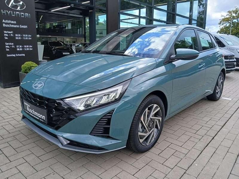 Mangrove green mineraleffekt Neu 2025 Hyundai i20 Trend Kleinwagen | 22.590 € (Etwas zu teuer) - Bild 1/4