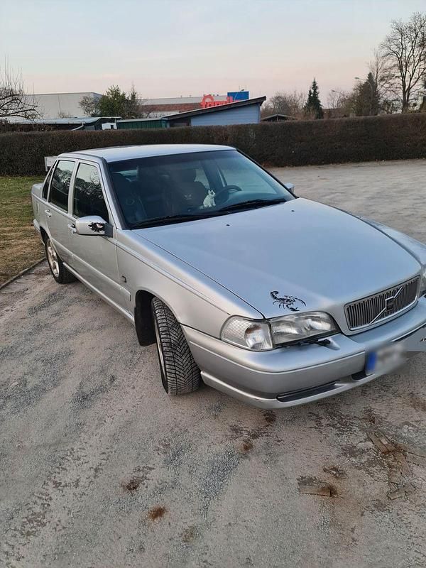 Gebraucht Volvo S70 140 PS (102 kW) 1997 Silber Limousine