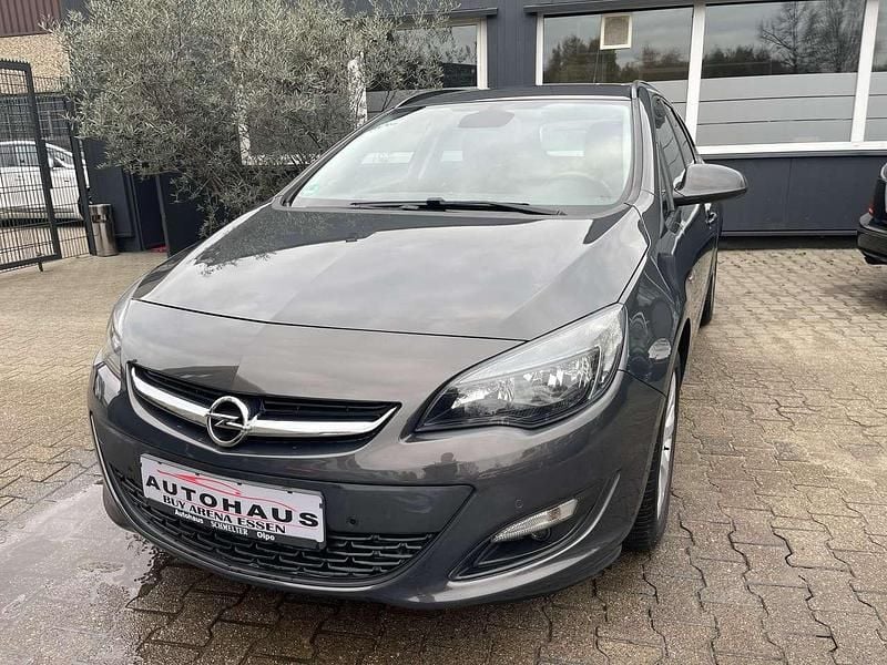 Plat.anthr./rogrey/0j:silbergr Gebraucht 2015 Opel Astra Style Kombi | 6.200 € (Guter Preis) - Bild 1/4