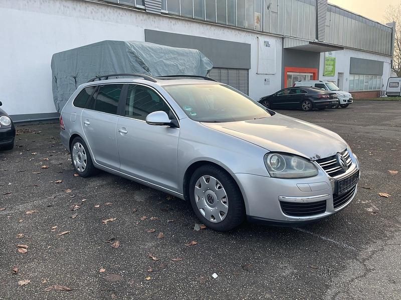 Gebraucht VW Golf V Highline 140 PS (102 kW) 2008 Silber Kombi