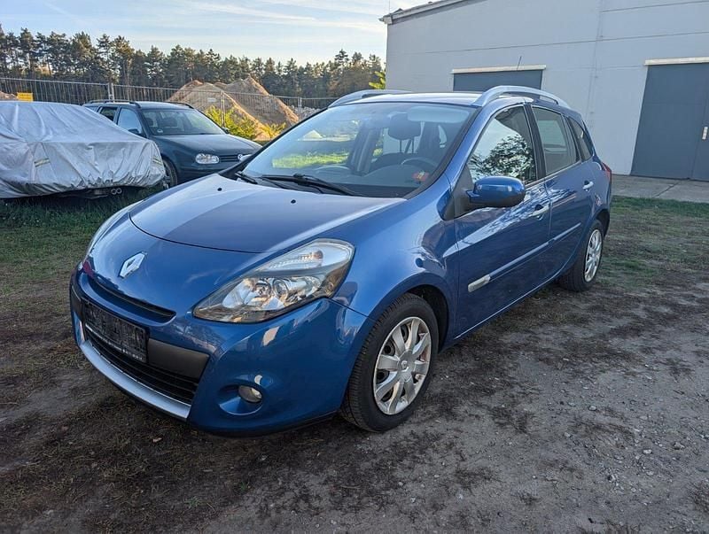 Blau Gebraucht 2010 Renault Clio GrandTour Dynamique Kombi | 1.999 € (Guter Preis) - Bild 1/4