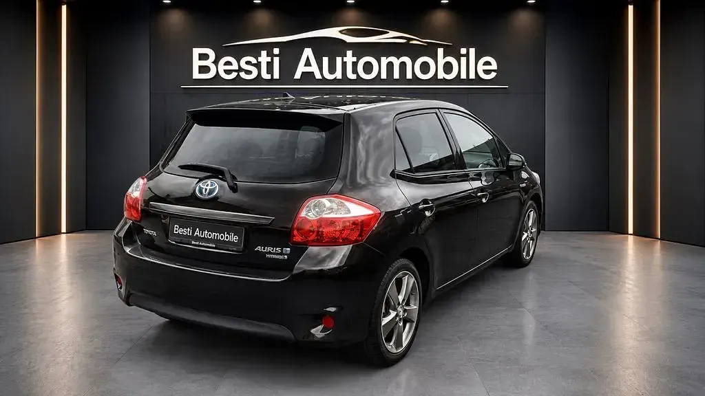 Gebraucht Toyota Auris Hybrid Travel 99 PS (72 kW) 2012 Schwarz Limousine