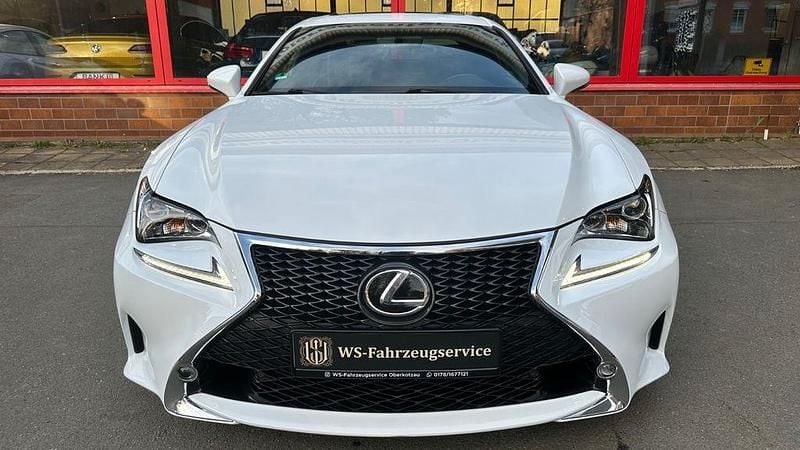 Gebraucht Lexus RC350 Sport Line 310 PS (228 kW) 2015 Weiß Coupé