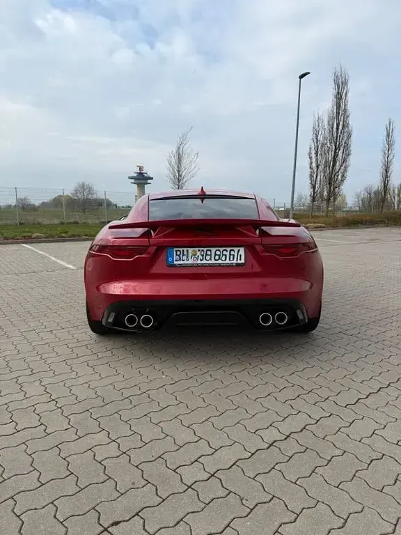 Gebraucht Jaguar F-Type R-Dynamic 450 PS (330 kW) 2022 Rot