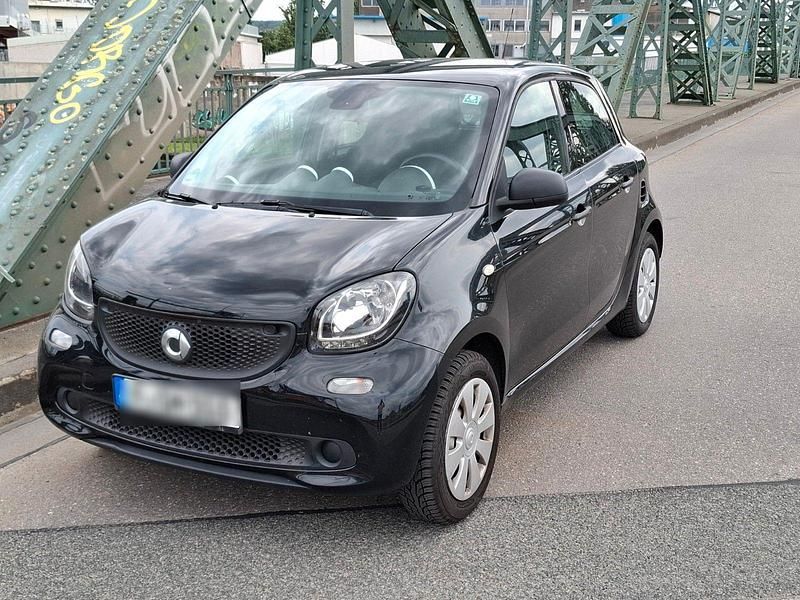 Gebraucht Smart ForFour 71 PS (52 kW) 2015 Schwarz Kleinwagen