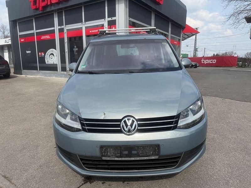 Gebraucht VW Sharan Comfortline 140 PS (102 kW) 2011 Grau Van / Kleinbus