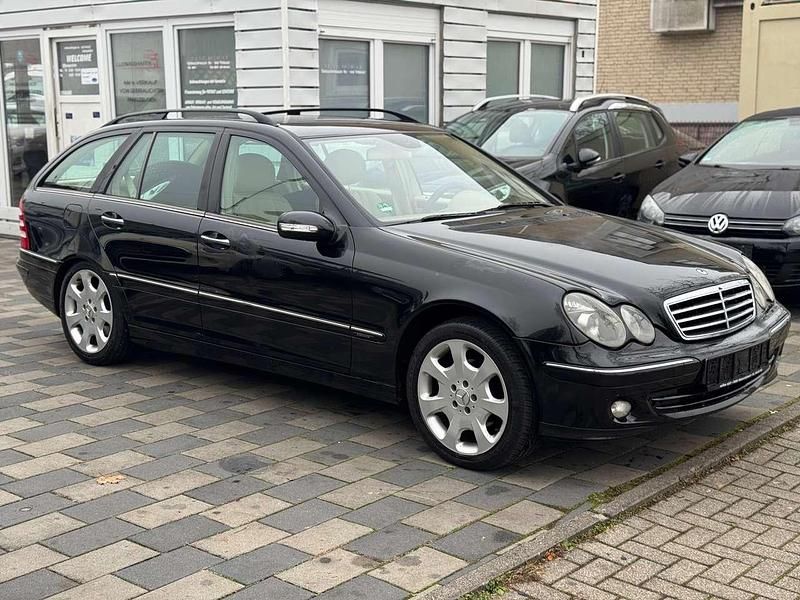 Gebraucht Mercedes C180 143 PS (105 kW) 2006 Obsidianschwarz  metalliclack Kombi