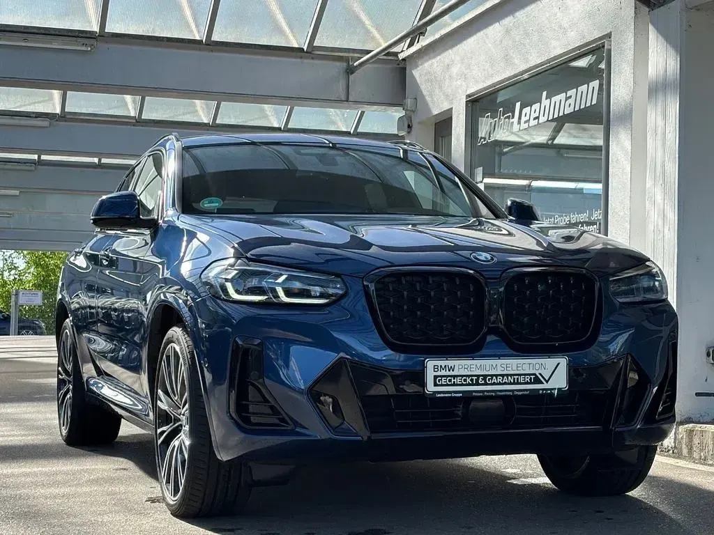 Gebraucht BMW X4 M Sport 286 PS (210 kW) 2025 Blau SUV