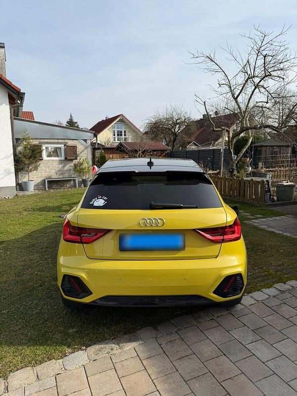 Gebraucht Audi A1 S-Line 150 PS (110 kW) 2021 Gelb SUV