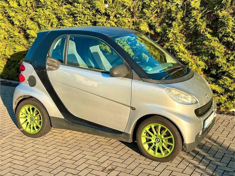 Gebraucht Smart ForTwo Coupé 71 PS (52 kW) 2009 Grau Coupé
