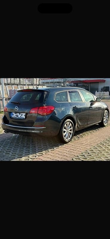 Gebraucht Opel Astra 165 PS (121 kW) 2013 Kombi