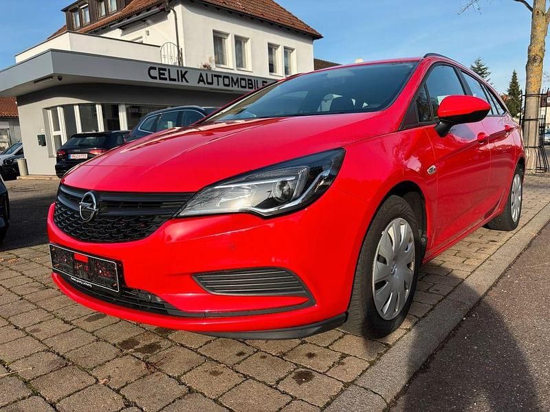 Gebraucht Opel Astra Selection 110 PS (80 kW) 2018 Rot Kombi