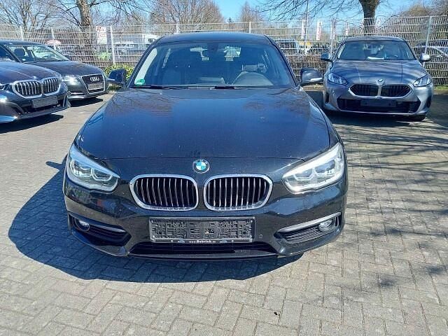 Gebraucht BMW 120 Advantage 184 PS (135 kW) 2018 Schwarz Kleinwagen