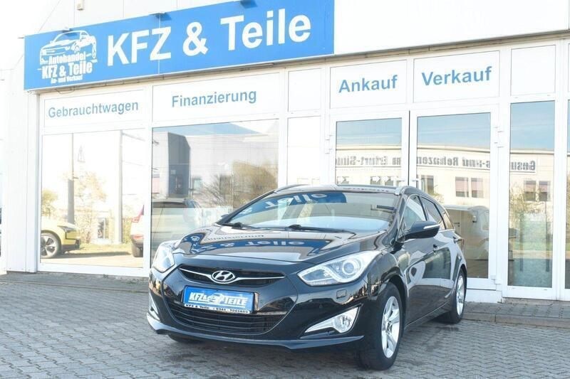 Schwarz Gebraucht 2013 Hyundai i40 Style Kombi | 5.880 € (Fairer Preis) - Bild 1/4
