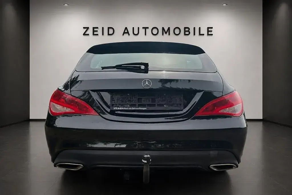 Gebraucht Mercedes CLA220 Shooting Brake 177 PS (130 kW) 2017 Schwarz Kombi