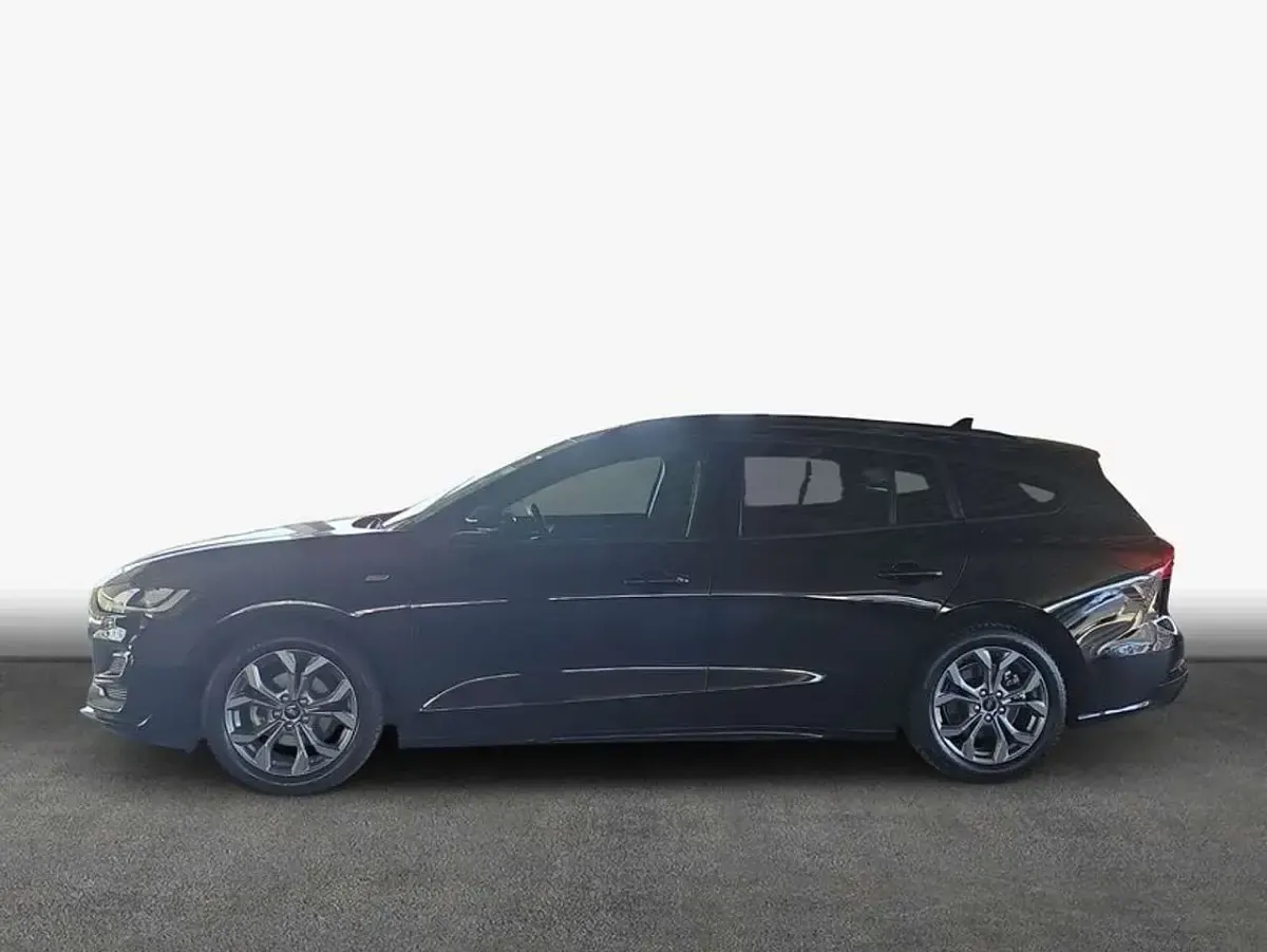 Gebraucht Ford Focus ST-Line X 125 PS (91 kW) 2024 Agate black metallic Kombi