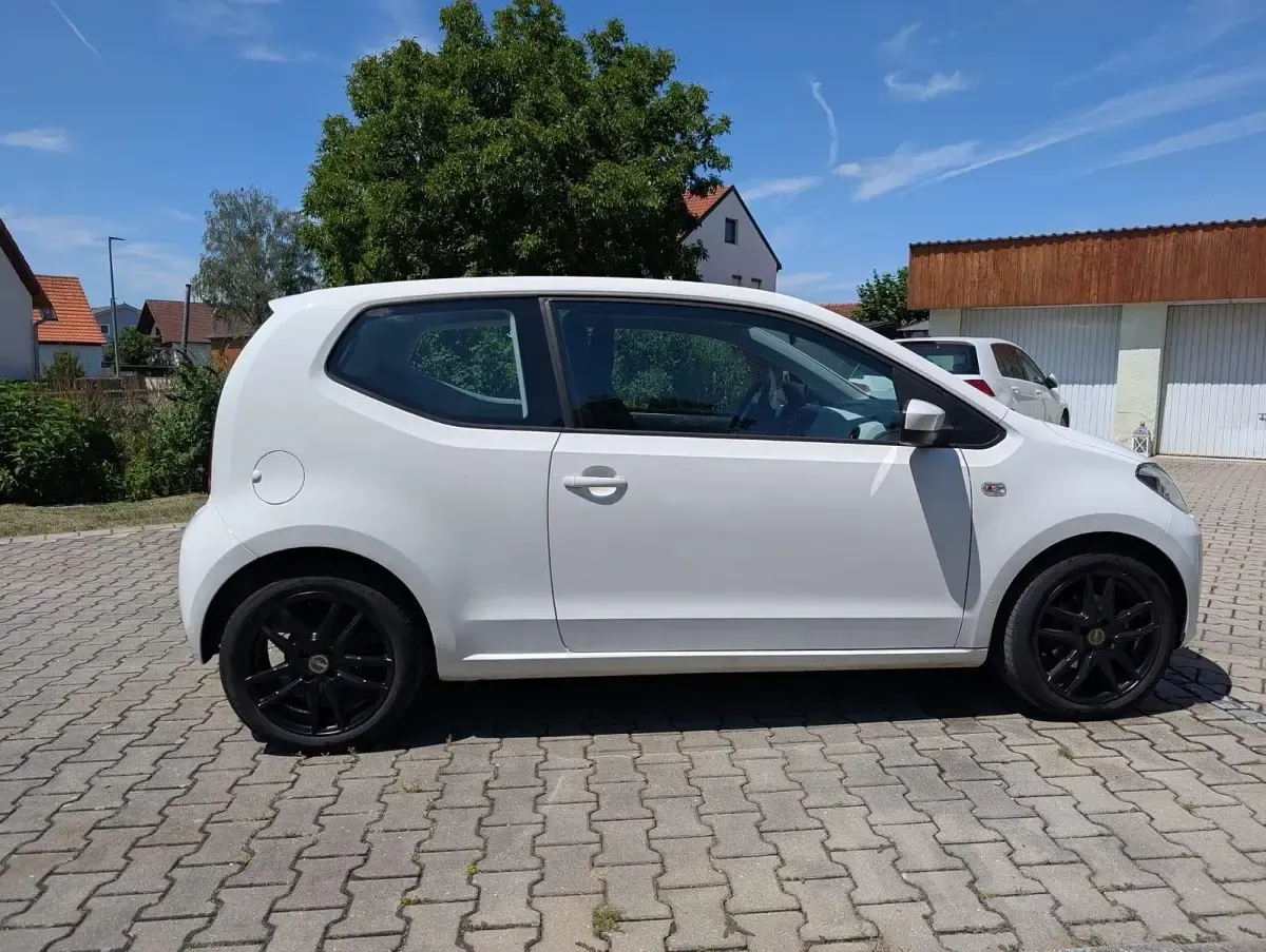 Gebraucht VW up! move up! 75 PS (55 kW) 2016 Weiß Kleinwagen