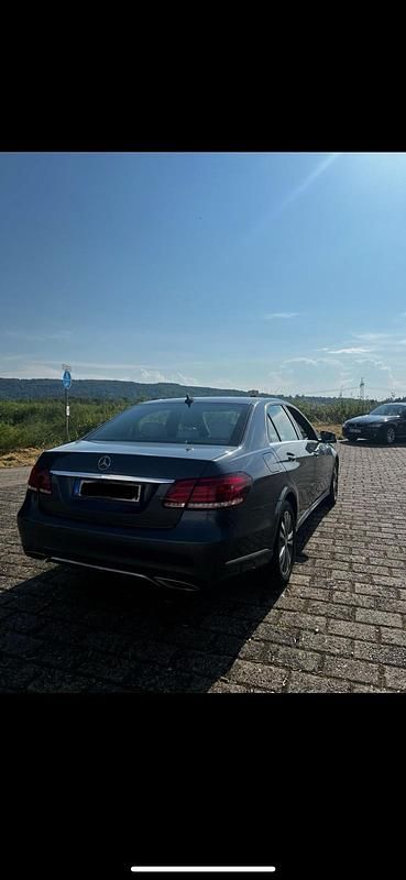 Gebraucht Mercedes E350 258 PS (189 kW) 2015 Limousine
