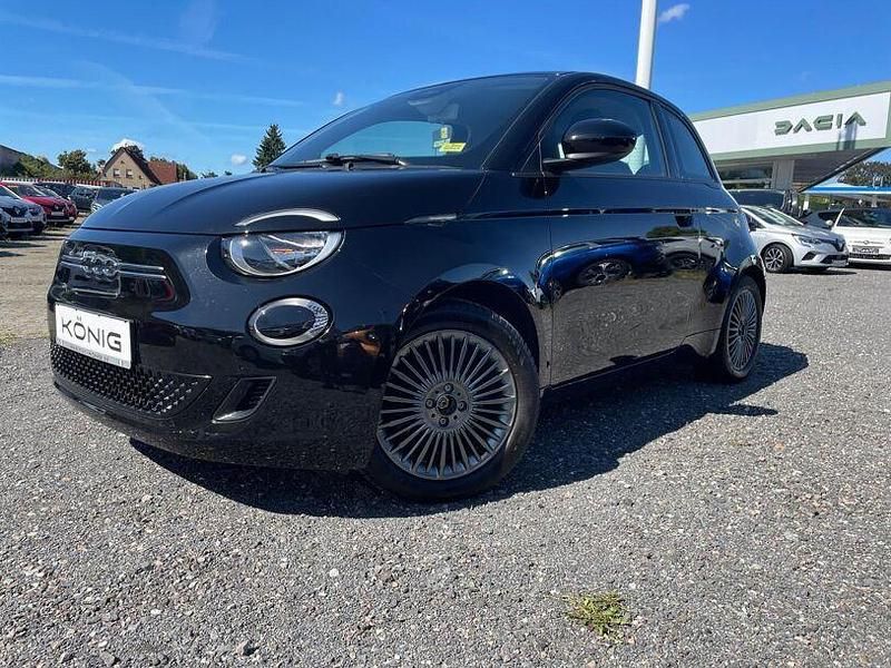 Schwarz Gebraucht 2022 Fiat 500e Icon Kleinwagen | 23.998 € (Teuer) - Bild 1/4