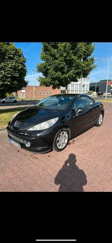 Schwarz Gebraucht 2008 Peugeot 207 CC Cabrio | 1.749 € (Fairer Preis) - Bild 1/4