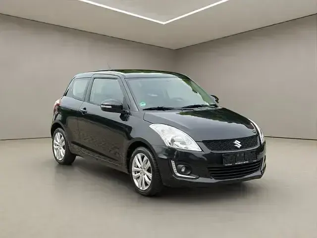 Gebraucht Suzuki Swift 94 PS (69 kW) 2013 Schwarz Kleinwagen