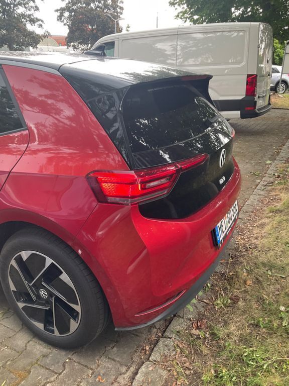 Gebraucht VW ID.3 Pro 150 kW (204 PS) 2024 Rot Kleinwagen
