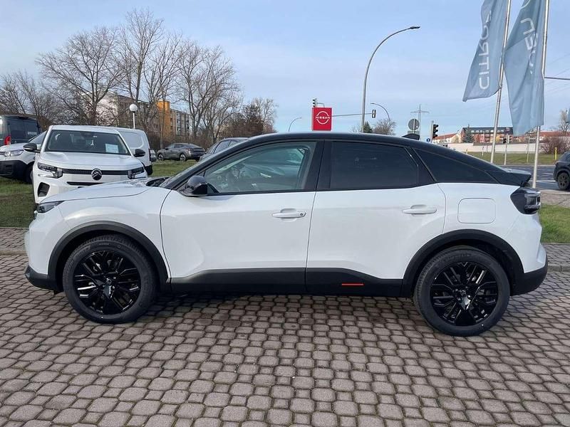 Neu Citroën C4 136 PS (100 kW) 2025 Weiß Limousine