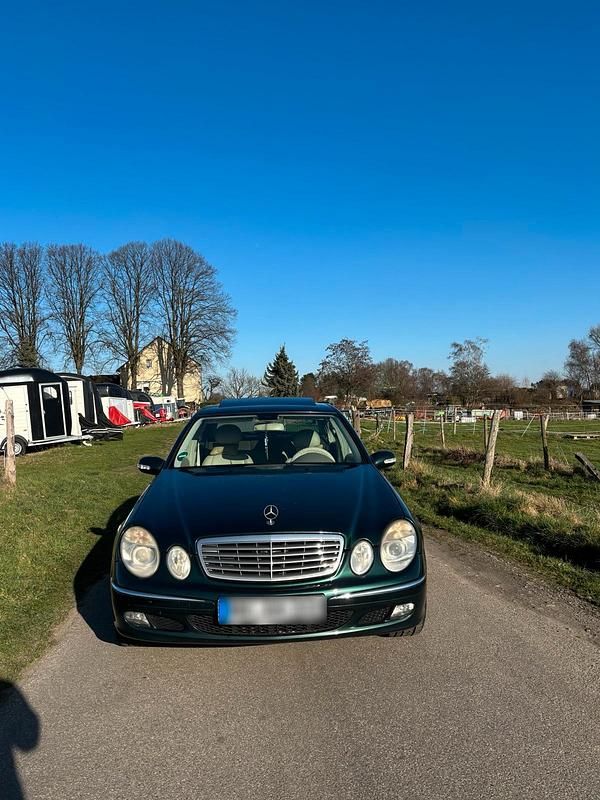 Gebraucht Mercedes E320 205 PS (150 kW) 2005 Limousine