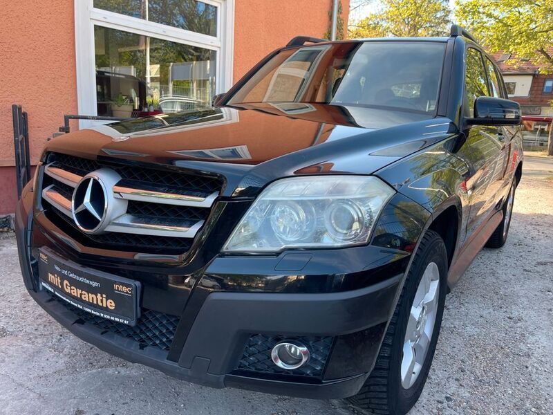 Schwarz Gebraucht 2009 Mercedes GLK350 SUV | 10.900 € (Guter Preis) - Bild 1/4
