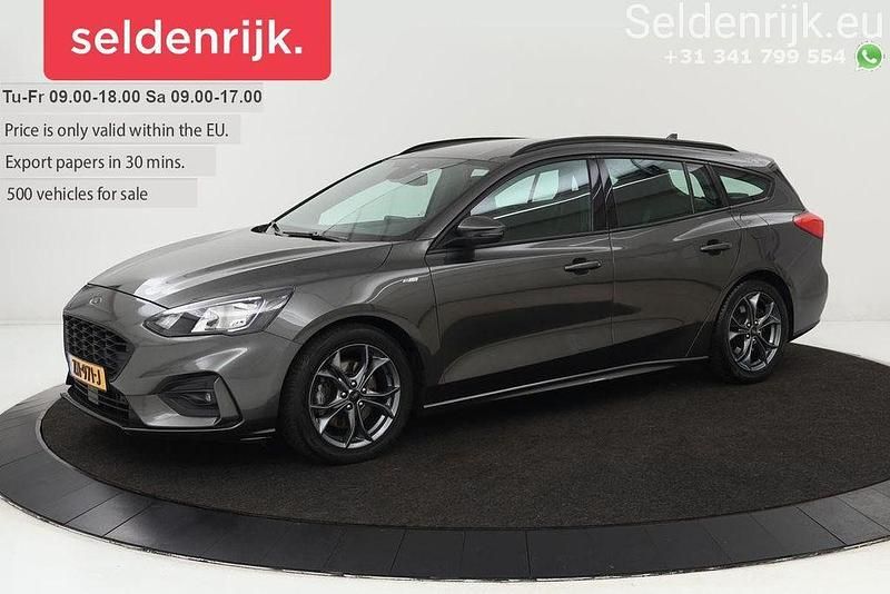 Grau Gebraucht 2019 Ford Focus Business Edition Limousine | 6.400 € (Superpreis) - Bild 1/4