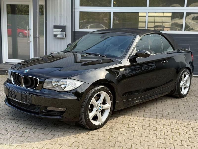 Schwarz Gebraucht 2008 BMW 118 Cabriolet Advantage Cabrio | 8.290 € (Fairer Preis) - Bild 1/4