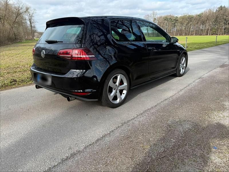 Gebraucht VW Golf GTI 220 PS (161 kW) 2014 Schwarz Coupé