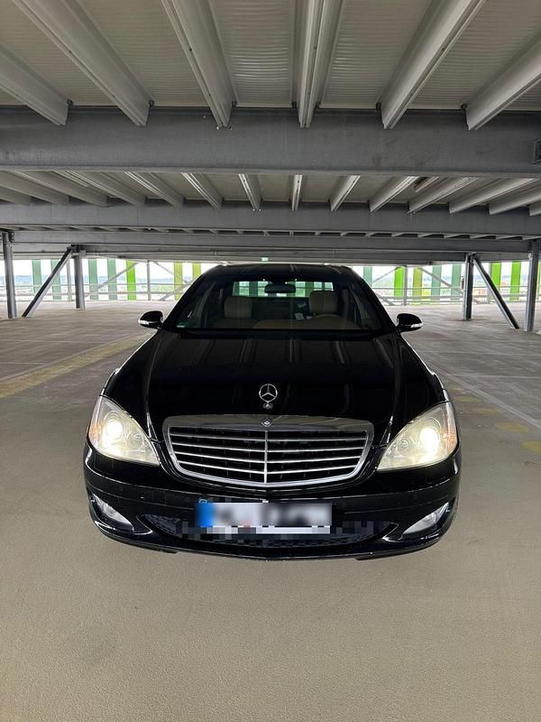 Schwarz Gebraucht 2009 Mercedes S350 Limousine | 6.199 € (Etwas zu teuer) - Bild 1/4