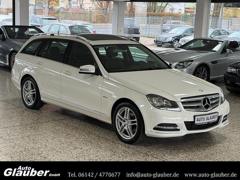 Weiß Gebraucht 2011 Mercedes C180 Kombi | 11.950 € (Teuer) - Bild 1/4
