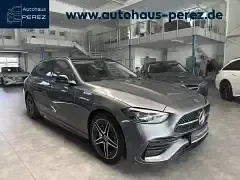 Gebraucht Mercedes C300e Premium 204 PS (150 kW) 2025 Kombi