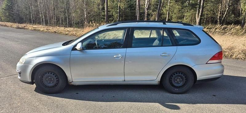 Gebraucht VW Golf V 102 PS (75 kW) 2007 Silber Kombi