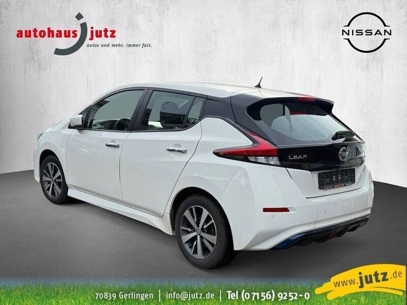 Gebraucht Nissan Leaf 360º 110 kW (150 PS) 2022 Weiß Kleinwagen