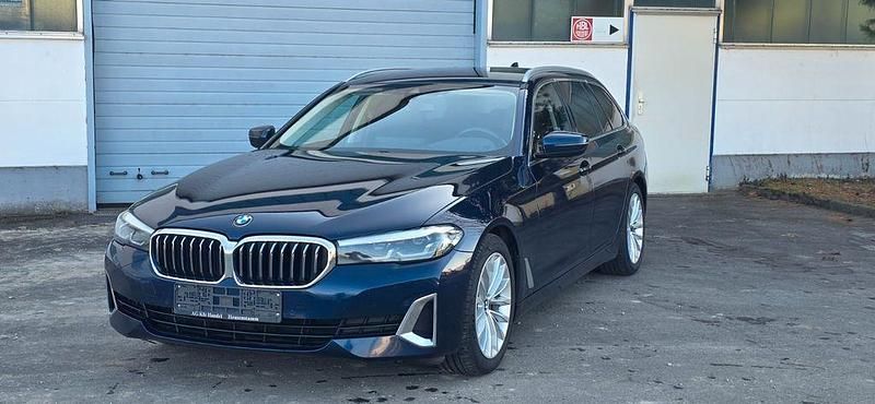 Second-hand BMW 520 Performance 190 CP (139 kW) 2022 Albastru Berlinǎ