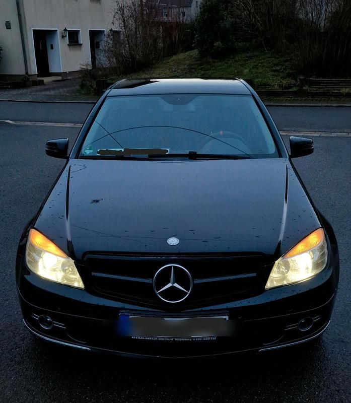 Schwarz Gebraucht 2007 Mercedes C280 Avantgarde Limousine | 5.900 € (Guter Preis) - Bild 1/4