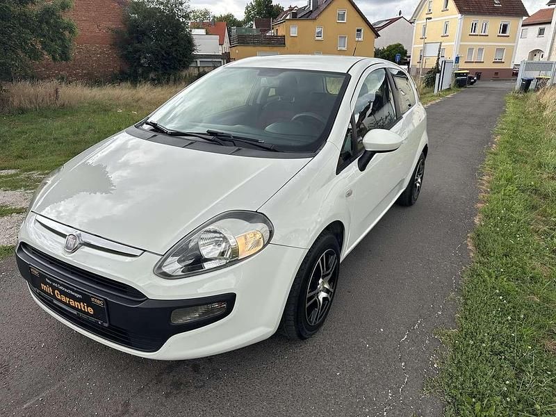 Weiß Gebraucht 2010 Fiat Punto Dynamic Kleinwagen | 2.990 € - Bild 1/4