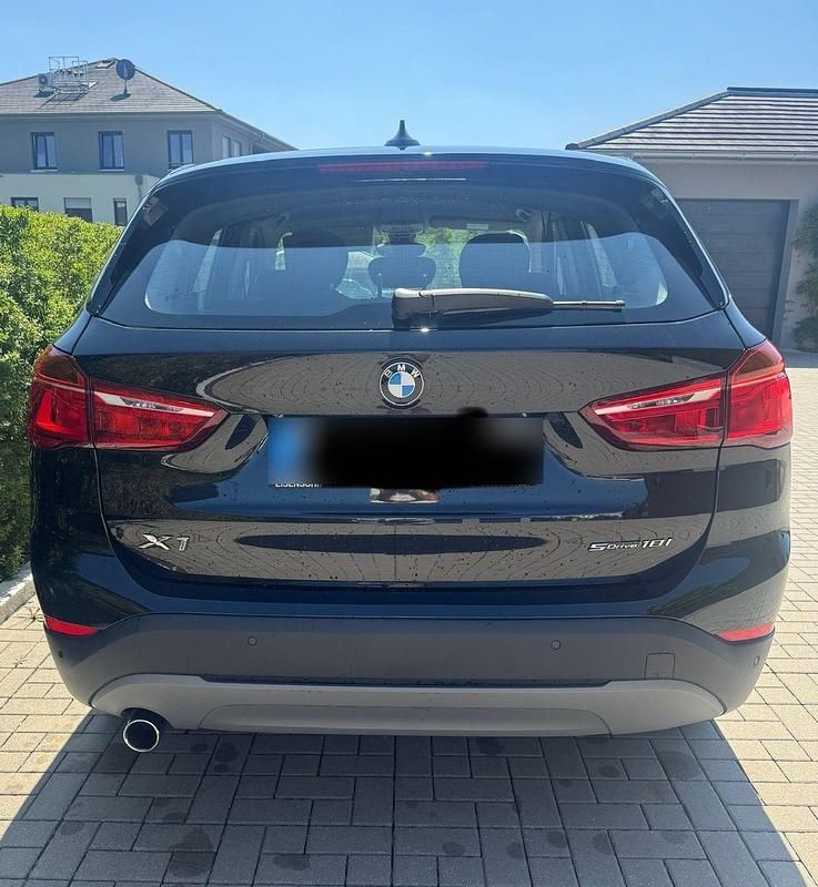 Brugt BMW X1 Advantage 140 HK (102 kW) 2018 Sort SUV