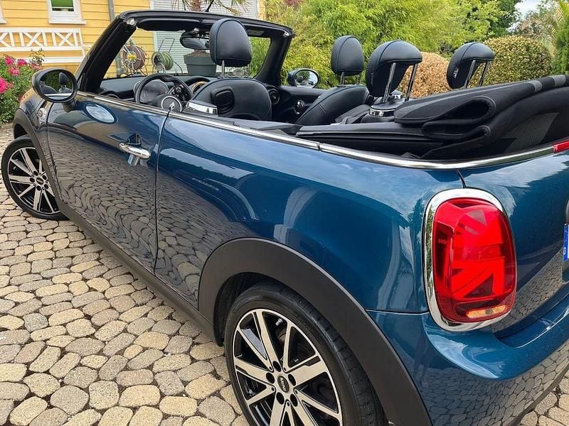 Gebraucht Mini One Cabriolet 102 PS (75 kW) 2021 Grün Cabrio