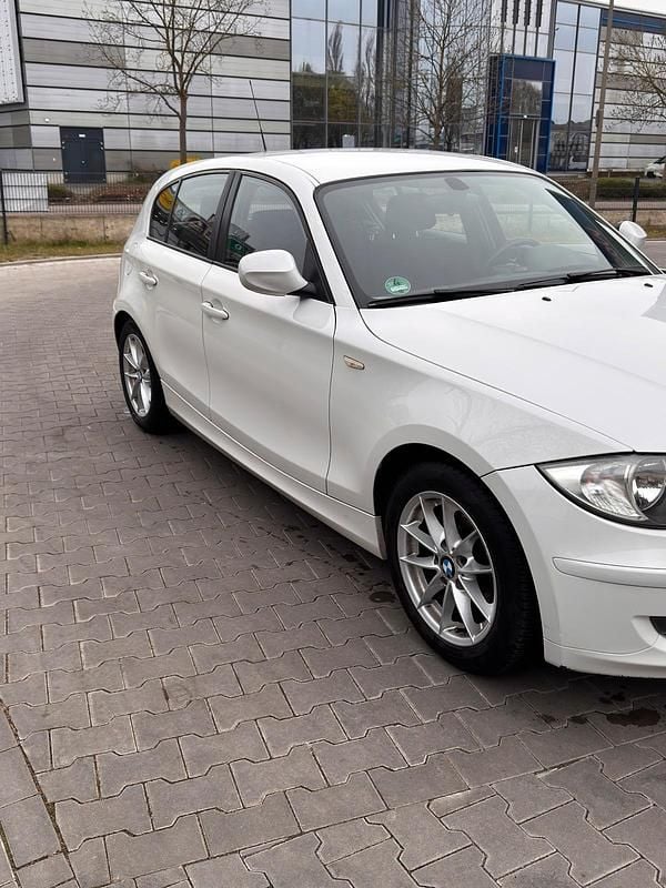 Gebraucht BMW 116 116 PS (85 kW) 2011 Kleinwagen