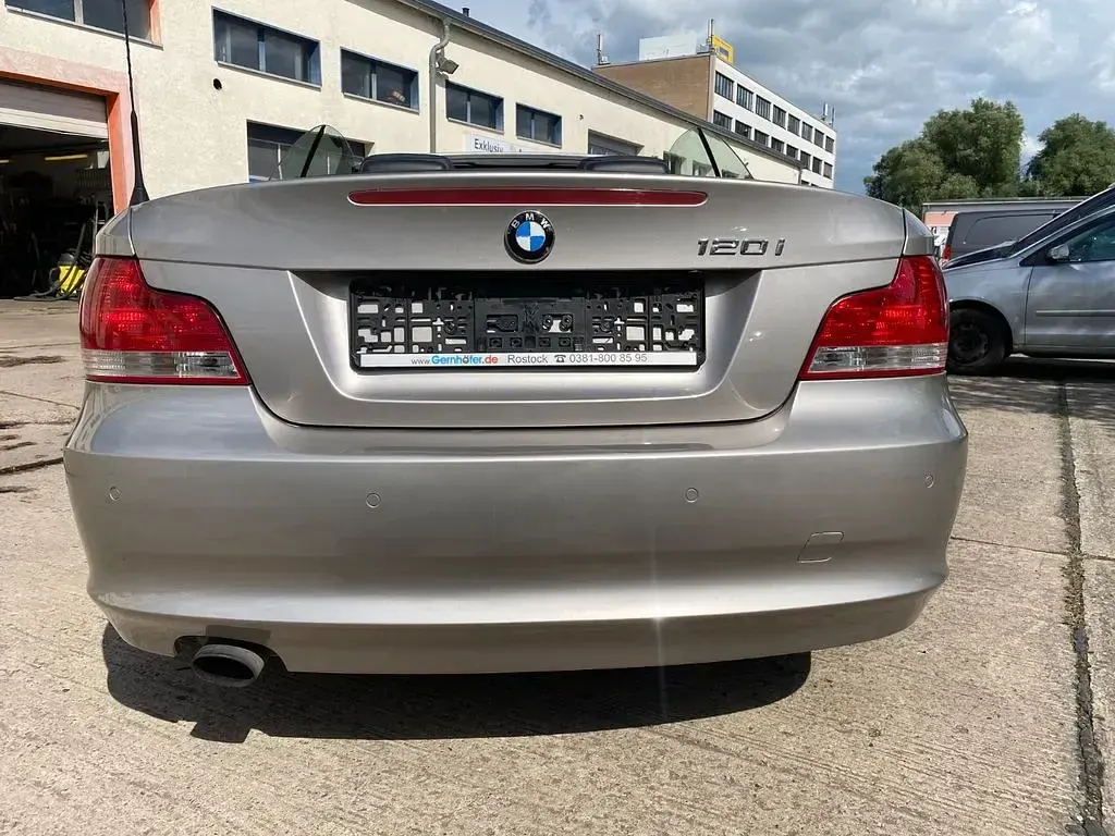 Gebraucht BMW 120 Cabriolet 170 PS (125 kW) 2008 Gold Cabrio
