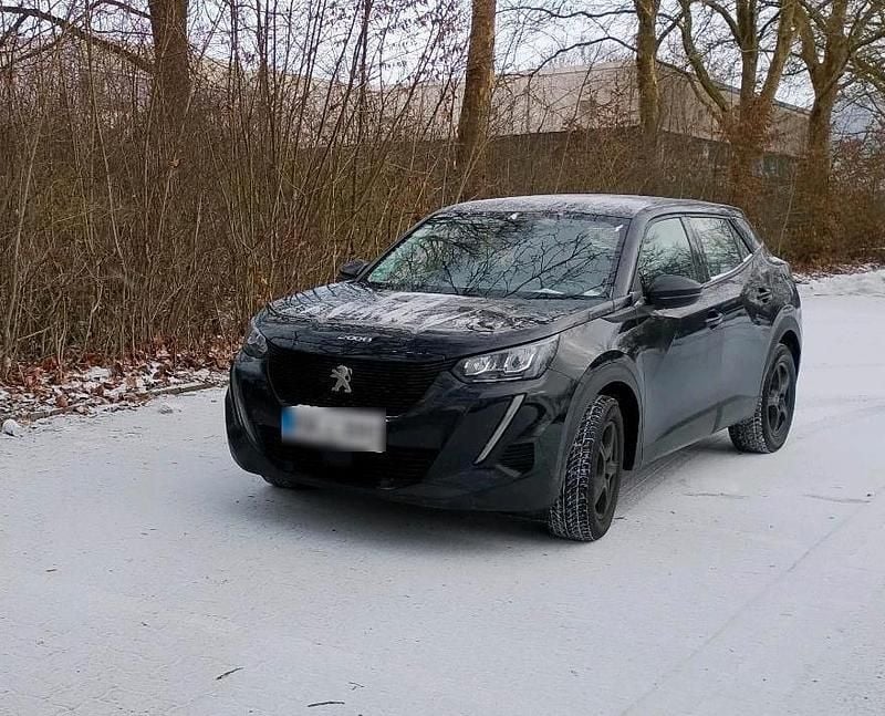 Gebraucht Peugeot 2008 131 PS (96 kW) 2021 Schwarz SUV