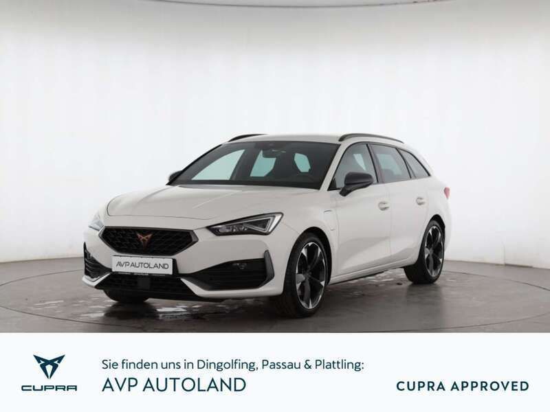 Weiß Gebraucht 2022 Cupra Leon Kombi | 23.399 € (Superpreis) - Bild 1/4