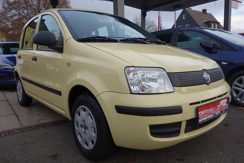 Gelb Gebraucht 2012 Fiat Panda Classica Limousine | 1.650 € - Bild 1/4