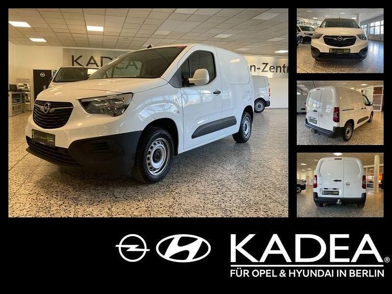 Weiss Gebraucht 2021 Opel Combo Van / Kleinbus | 18.650 € (Fairer Preis) - Bild 1/4
